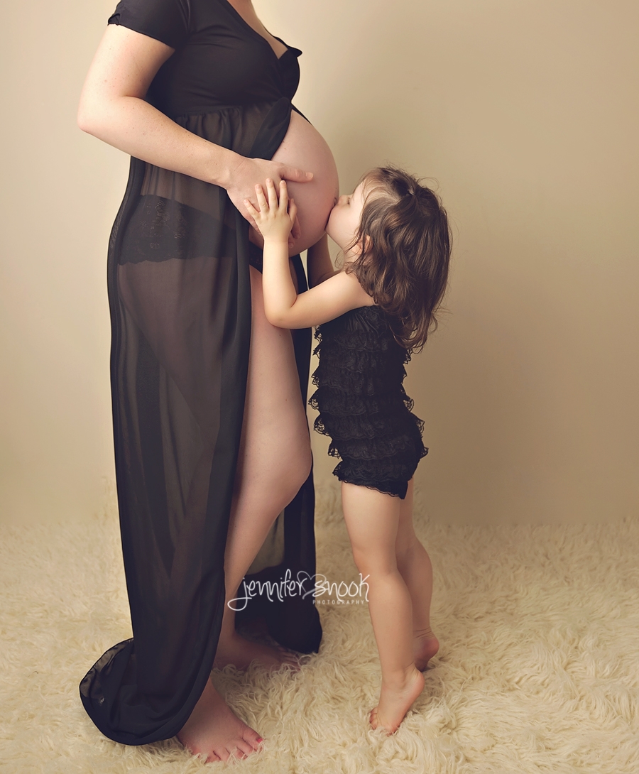 maternity photographer atlanta, pregnancy portraits, baby bump photographer, baby bump photography, atlanta newborn photographer